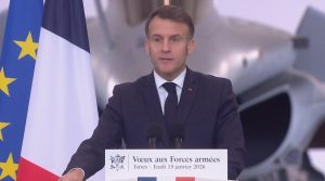 ماكرون: أوروبا بحاجة لتعزيز قدراتها العسكرية وضمان الحزم والسيادة
