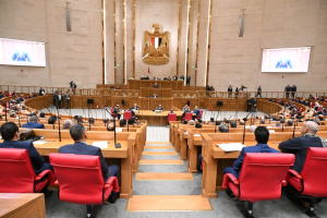 “أقسم بالله العظيم”.. نواب 2026 يؤدون اليمين الدستورية بالعاصمة الإدارية ومنصة نسائية تدير المشهد 