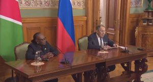 وزير الخارجية الروسي: السلام في أوكرانيا مرهون بحل جذور الأزمة