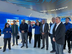 خلال زيارته إلى الصين.. وزير الكهرباء يشهد مراسم توقيع اتفاقية تعاون استراتيجي لتوطين صناعة بطاريات تخزين الطاقة