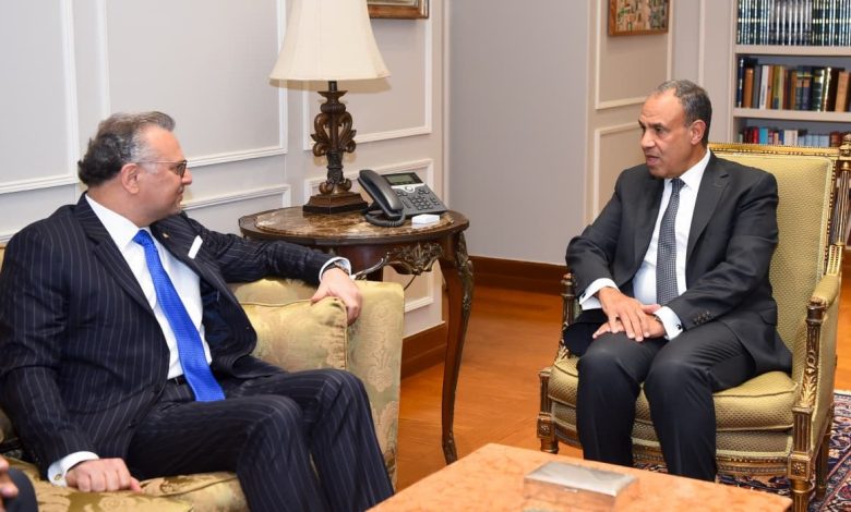 وزير خارجية مصر يبحث مع مستشار ترامب أوضاع السودان وليبيا والقرن الأفريقي