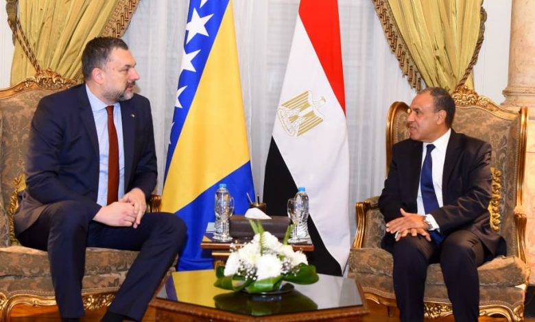 وزيرا خارجية مصر والبوسنة يبحثان تطورات غزة والسودان والقرن الأفريقي