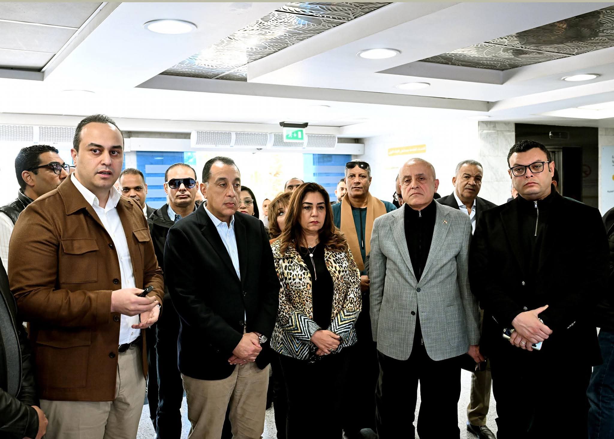 رئيس الوزراء يزور منشآت هيئة الرعاية الصحية بالأقصر