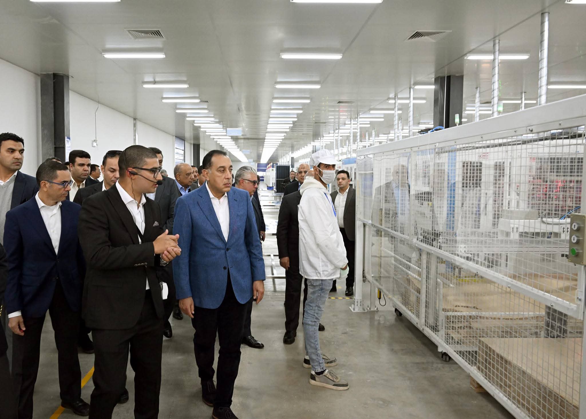 رئيس الوزراء يشهد افتتاح مجمع مصانع مصانع إيليت سولار