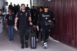 الأهلي يصل تنزانيا لمواجهة يانج أفريكانز 