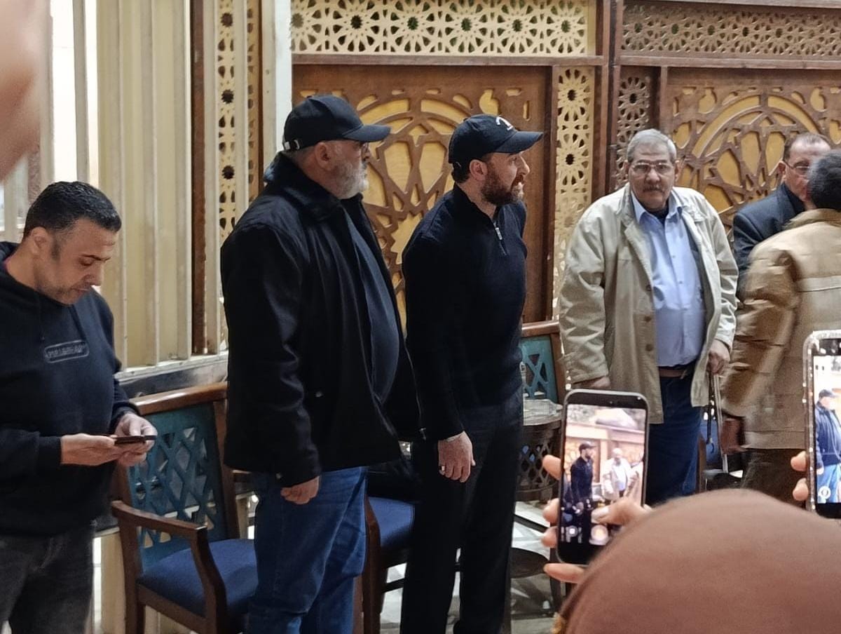 بحضور نجوم الفن.. بدء عزاء والدة نضال الشافعي