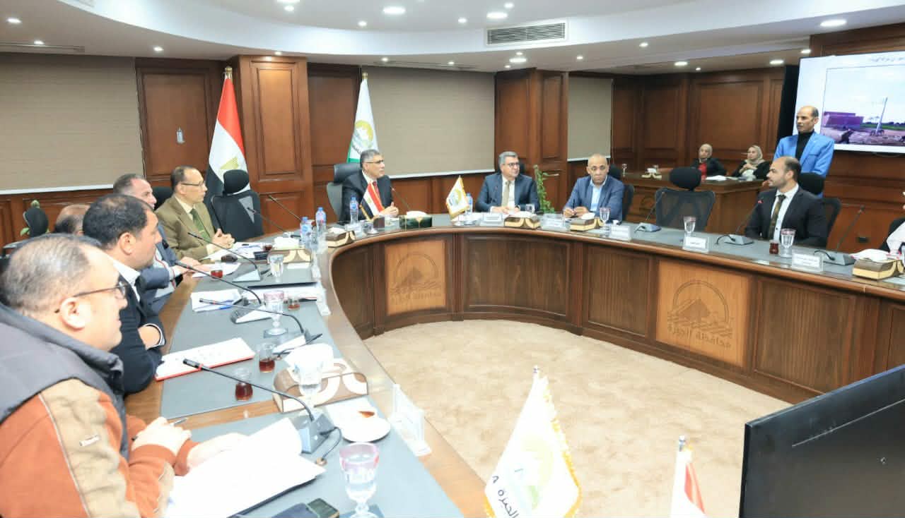 أبرز توصيات لقاء محافظ الجيزة الأسبوعي مع المواطنين