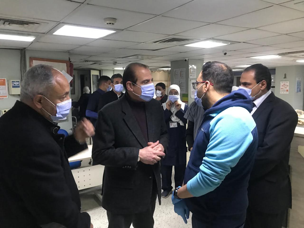 نائب وزير الصحة يتفقد منشآت طبية بالجيزة