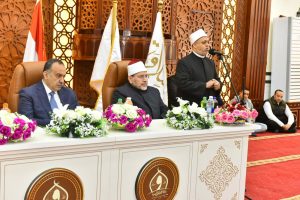 محافظ أسيوط يشهد احتفال مديرية الأوقاف بذكرى الإسراء والمعراج بمسجد البقلي