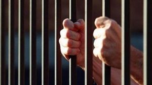 السجن 7سنوات لـ3 متهمين بحيازة 700 جرام بودر في عين شمس