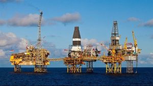 “عجيبة للبترول” تنجح في حفر بئرين جديدتين لزيادة إنتاج الزيت والغاز بالصحراء الغربية