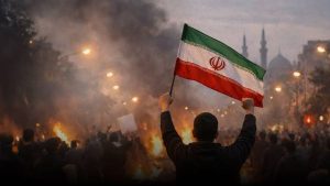 دول تدعو مواطنيها إلى مغادرة إيران فورا