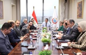 وزير الصحة يجتمع بمجلس إدارة مستشفى جوستاف روسي لعلاج الأورام