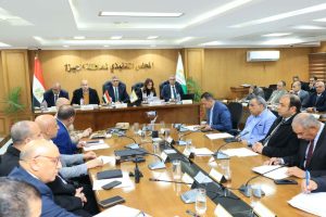 محافظ الجيزة يوجّه برفع درجة الاستعداد القصوى للتعامل مع تقلبات وهطول الأمطار