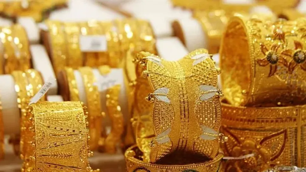 أسعار الذهب والفضة تتراجع عالميًا مع جني الأرباح.. والأسواق تترقب