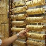 «آي صاغة»: تقلبات حادة تربك سوق الذهب رغم مكاسب شهرية قوية عالميًا