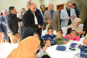 جامعة أسيوط تطلق قافلة تنموية شاملة لخدمة أهالي قرية بني زيد الأكراد بمركز الفتح