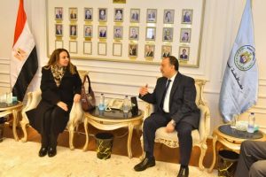 محافظ أسيوط ونائب وزير الاتصالات يقترحا إطلاق أول مركز متكامل للذكاء الاصطناعي بالصعيد