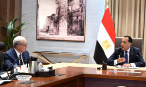 رئيس الوزراء ونائبه يبحثان ملف هيكلة الهيئات الاقتصادية