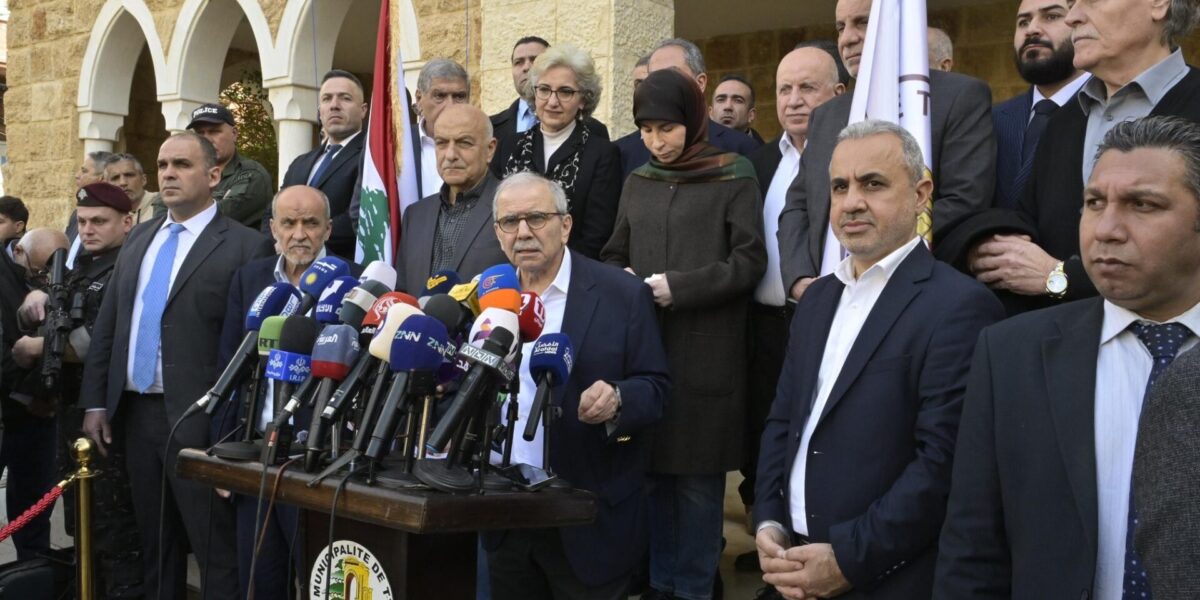 رئيس الوزراء اللبناني: الاعتداءات الإسرائيلية تنتهك سيادة لبنان