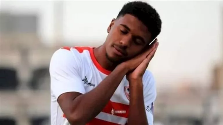 عمار ياسر لاعب الزمالك يجري عملية غضروف الركبة