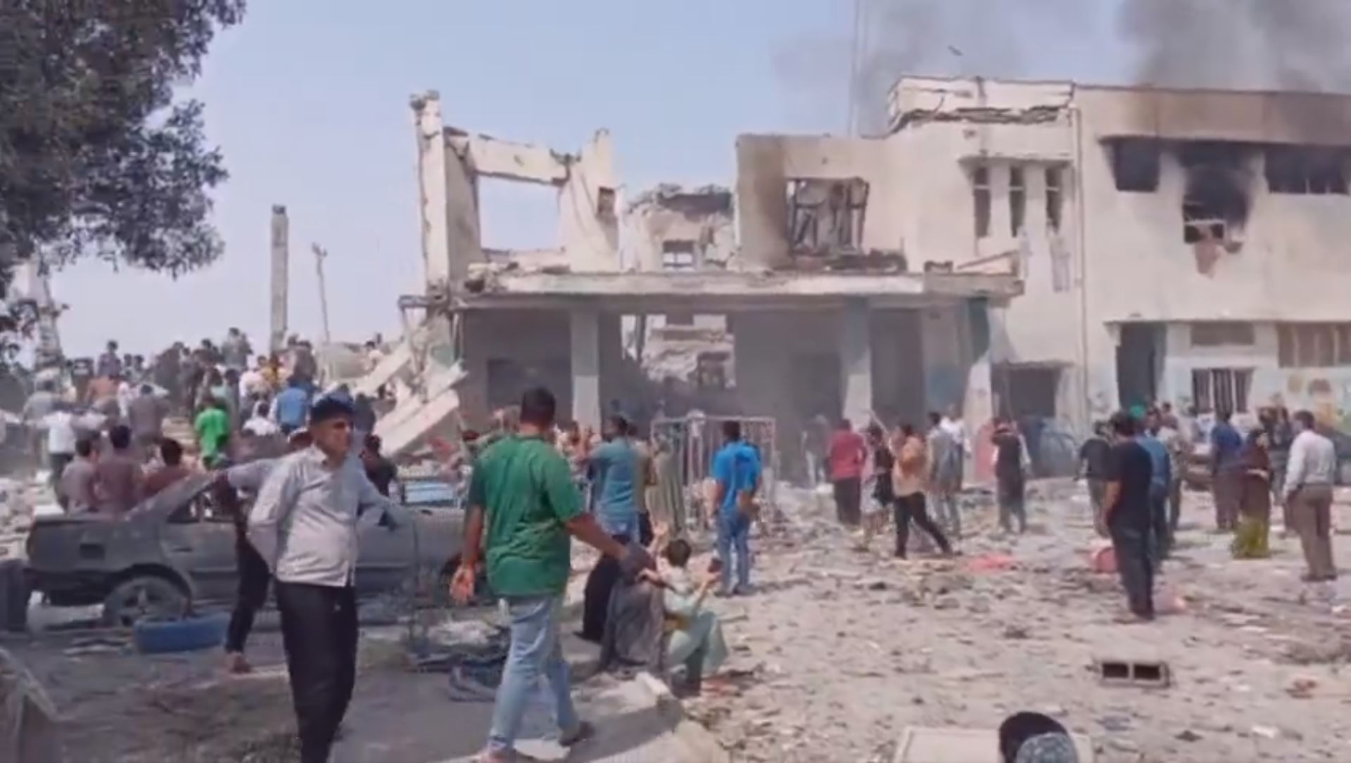 مقتل 53 طالبة في جنوب إيران بهجوم أمريكي إسرائيلي