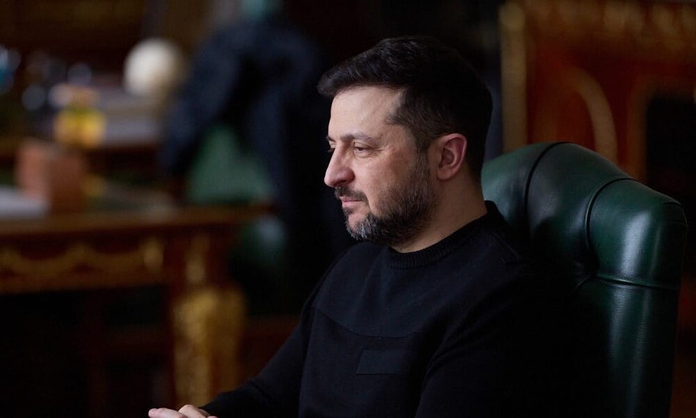 زيلينسكي: أوكرانيا تتلقى أكبر حزمة دفاعية سويدية بقيمة 1.4 مليار دولار