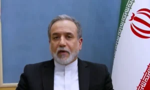 عراقجي: مهمة تغيير النظام غير قابلة للتنفيذ والقيادة الإيرانية بخير