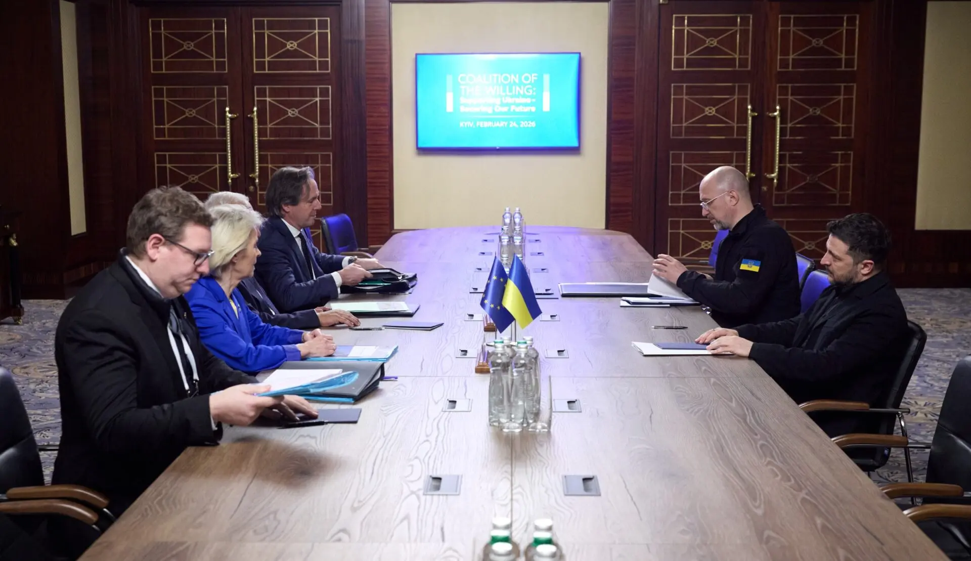 أوكرانيا تتمسك بخيار الانضمام للاتحاد الأوروبي بعد أربع سنوات من الحرب