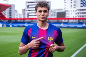 برشلونة يستدعي حمزة عبد الكريم بعد إنضمامه للمنتخب