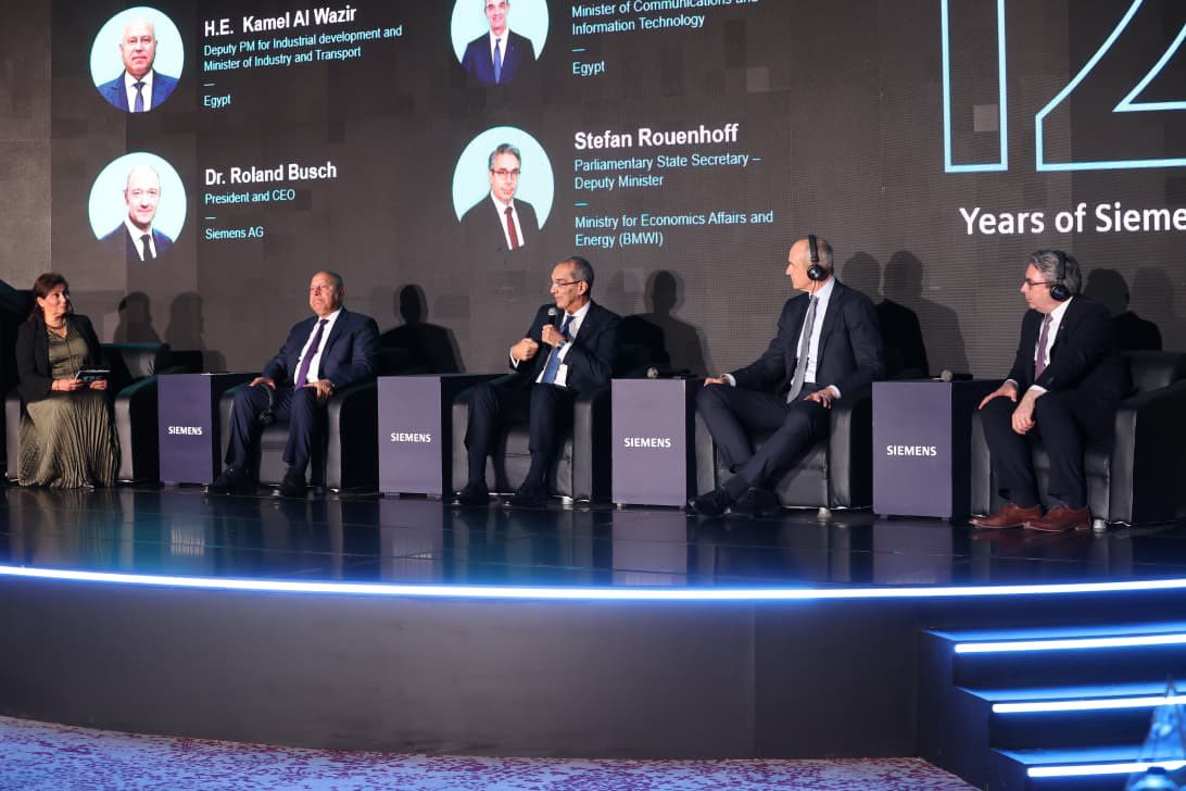 وزير الاتصالات: هدفنا تقديم الخدمات الحكومية الرقمية بشكل ميسر للمواطنين