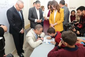 بعد تطويره.. محافظ الجيزة يفتتح مبنى الإعدادي بمدرسة شهداء نزلة الشوبك في البدرشين