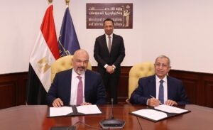 شراكة بين الأكاديمية العربية و«إي آند مصر» لإنشاء معامل اتصالات متطورة