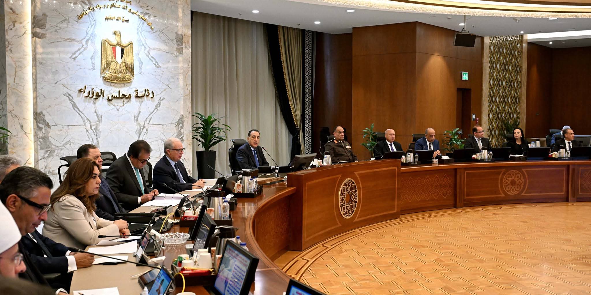 مدبولي: متابعة خطة دعم وتطوير وتحديث المنظومة الكهربائية