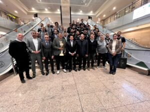 وزير الشباب والرياضة يستقبل منتخب اليد المتوج ببطولة إفريقيا