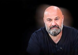 الإيطالي كاديو يقود الإدارة الفنية لطائرة الزمالك