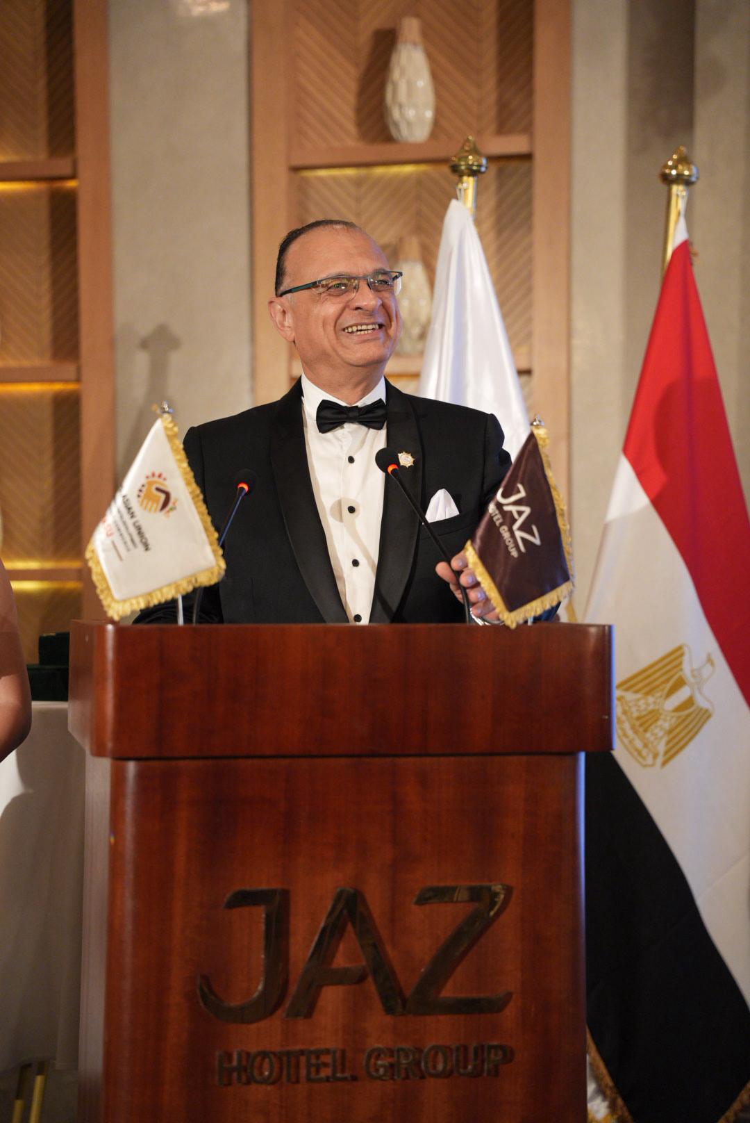 الاتحاد الأفريقي الآسيوي يمنح “جاز جروب” وعلاء عاقل أرفع جوائزه