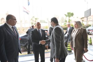 بعد أدائه اليمين الدستورية…اللواء علاء عبدالمعطي يتسلم مهامه كمحافظ الغربية