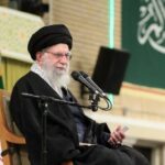 خامنئي: أي حرب ضد إيران ستتحول إلى صراع إقليمي