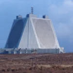 إيران تستهدف وتدمر رادار متقدم في قطر