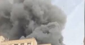 حريق ضخم يلتهم سوق جنات آباد في طهران