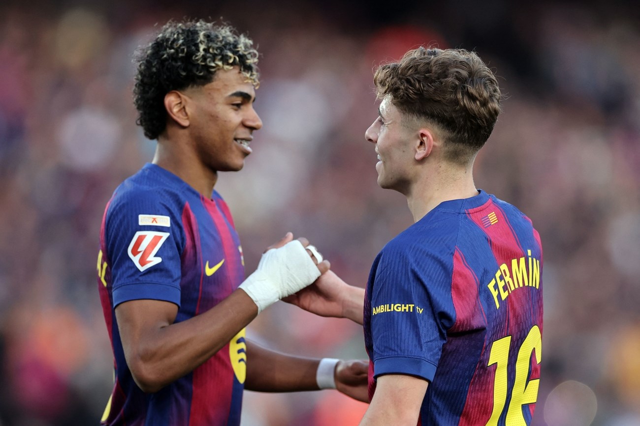 برشلونة يواجه فياريال على كامب نو في صدام حاسم على صدارة الدوري الإسباني