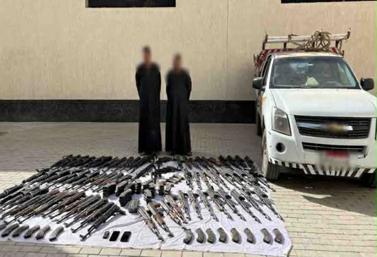 ضبط 207 قطعة سلاح ناري بقيمة 20 مليون جنيه بحوزة عناصر إجرامية بعدة محافظات