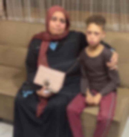 خلافات أسرية تدفع طفلًا للتسول بالقاهرة.. والأمن يعيده لوالدته