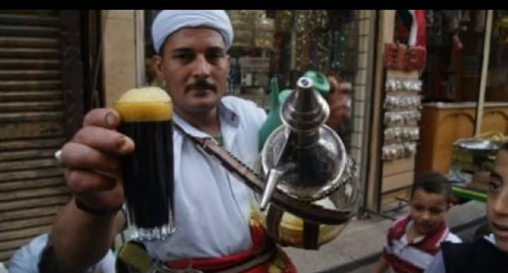العرقسوس في الشارع المصري.. طقس رمضاني يحفظ الذاكرة