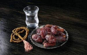 الإفتاء تحدد 30 فعل إذا فعلها الصائم لا يفطر