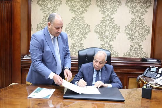 محافظ المنيا يعتمد نتيجة الشهادة الإعدادية للفصل الدراسي الأول بنسبة نجاح 76.11%