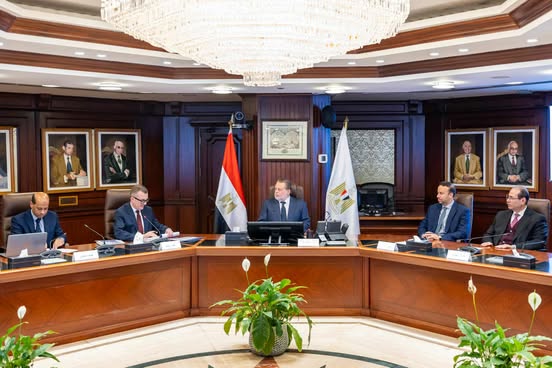 وزيرا التخطيط والاستثمار يبحثان تحديث آليات قياس الإدخار القومي ورفع جودة البيانات الاقتصادية