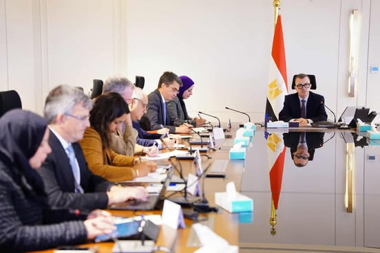 وزير التخطيط ومدير جهاز “مستقبل مصر” يبحثان خطط دعم الأمن الغذائي وحوكمة تداول السلع الاستراتيجية