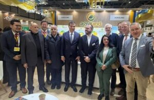 وزير الزراعة يبحث في “برلين” تعزيز التعاون مع كبرى الشركات الهولندية لرفع قدرات التصدير والإنتاج الزراعي